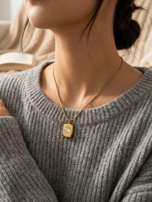 Crystal Heart Plate Choker